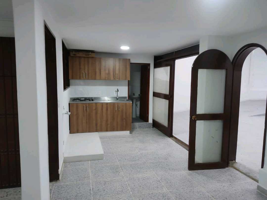 Arriendo bodega floresta