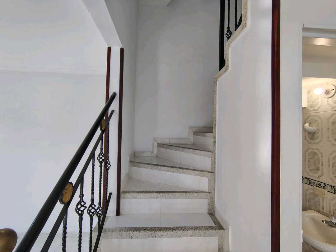 ARRIENDO CASA AL SUR DE CALI BARRIO CIUDAD 2000