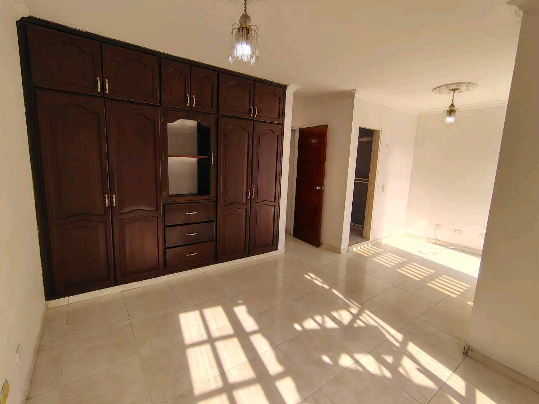 ARRIENDO CASA AL SUR DE CALI BARRIO CIUDAD 2000