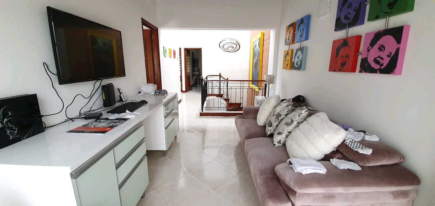 Arriendo casa alto de Envigado 2 niveles PP