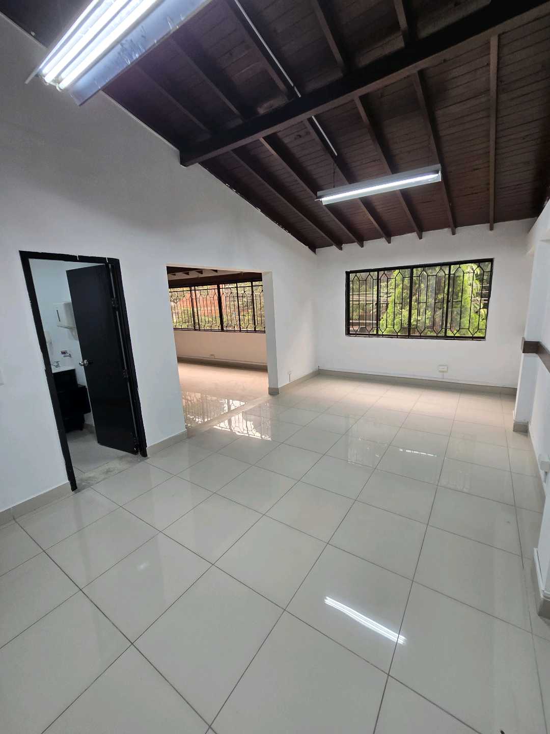 Arriendo casa belen Miravalle