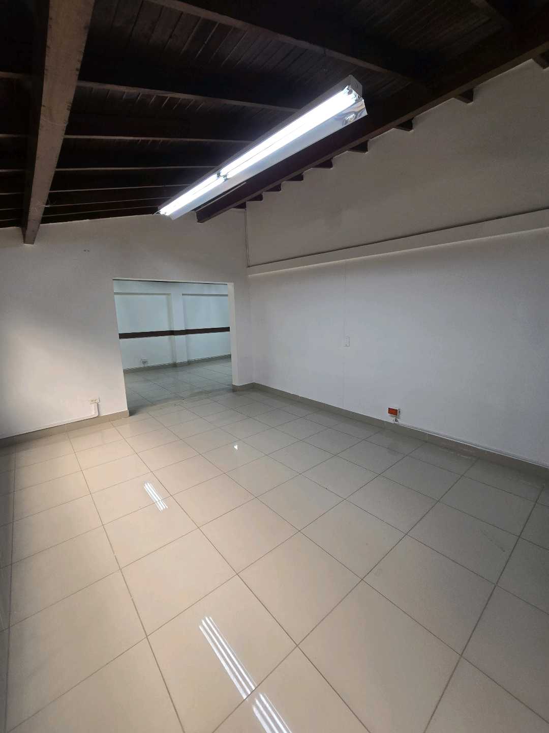 Arriendo casa belen Miravalle