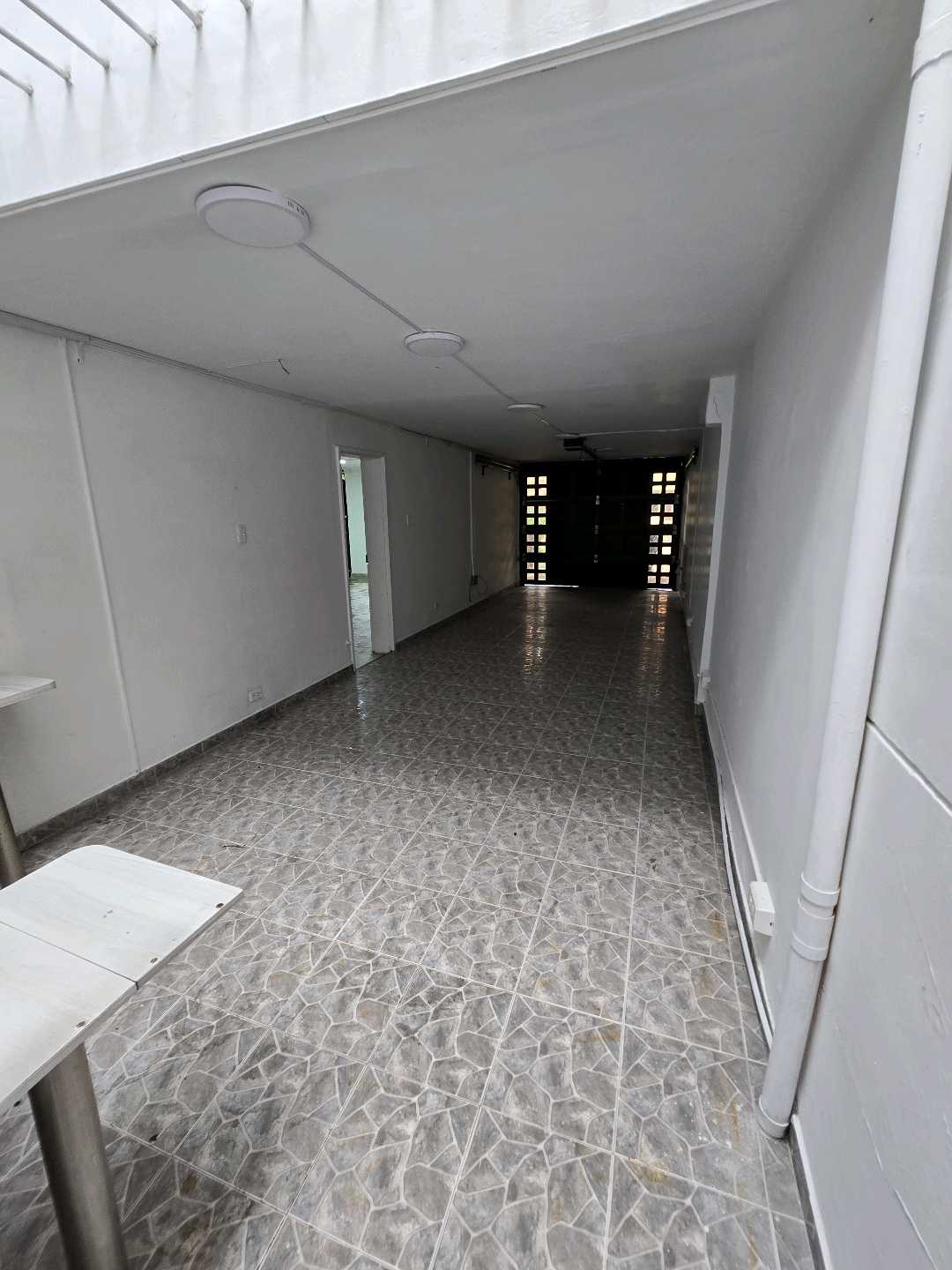 Arriendo casa calasanz