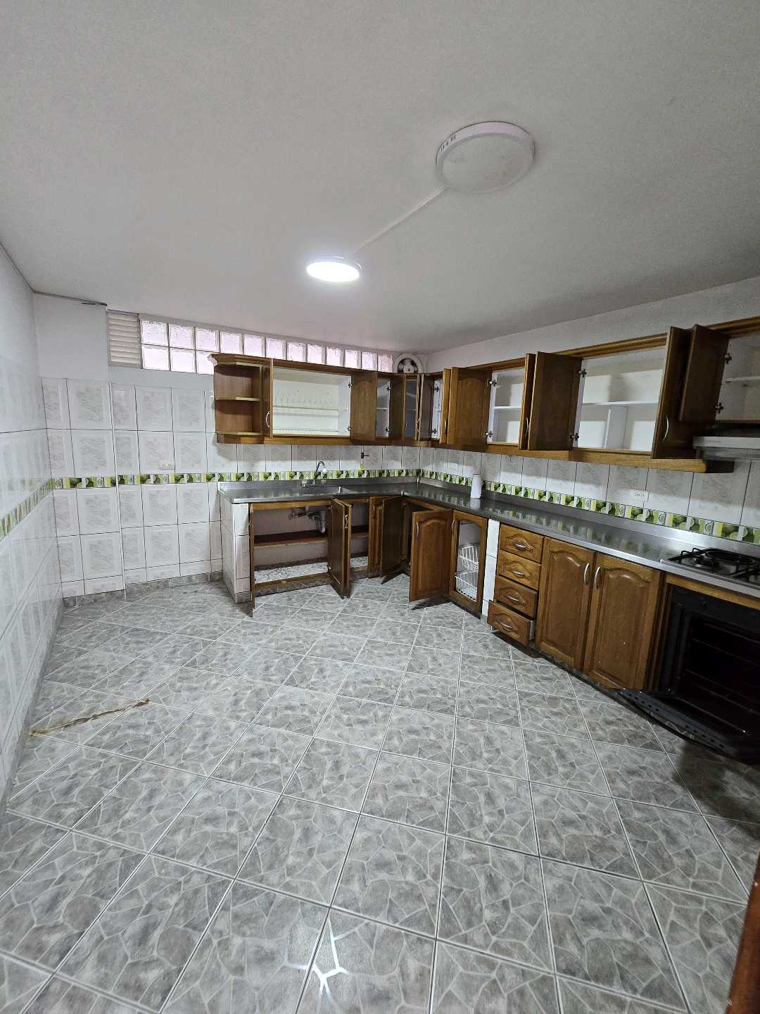 Arriendo casa calasanz