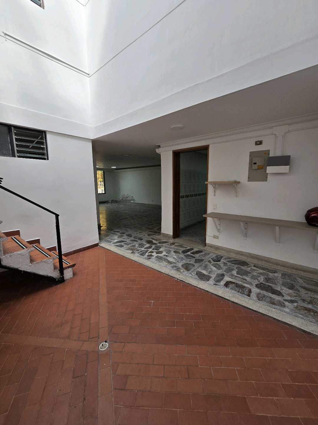 Arriendo casa calasanz