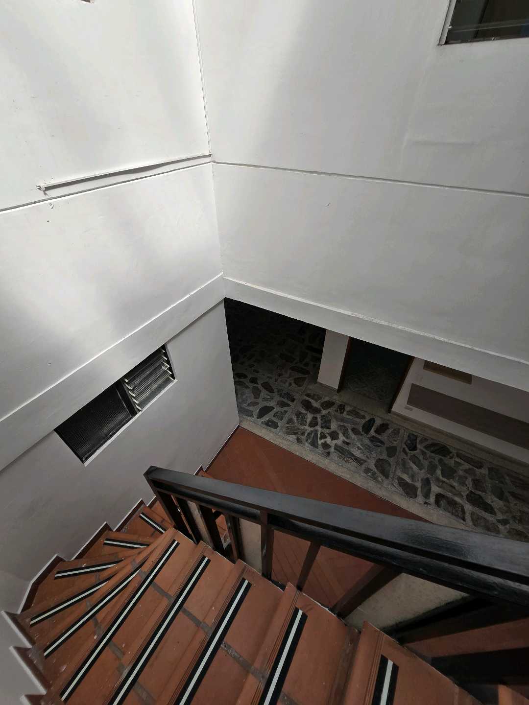 Arriendo casa calasanz