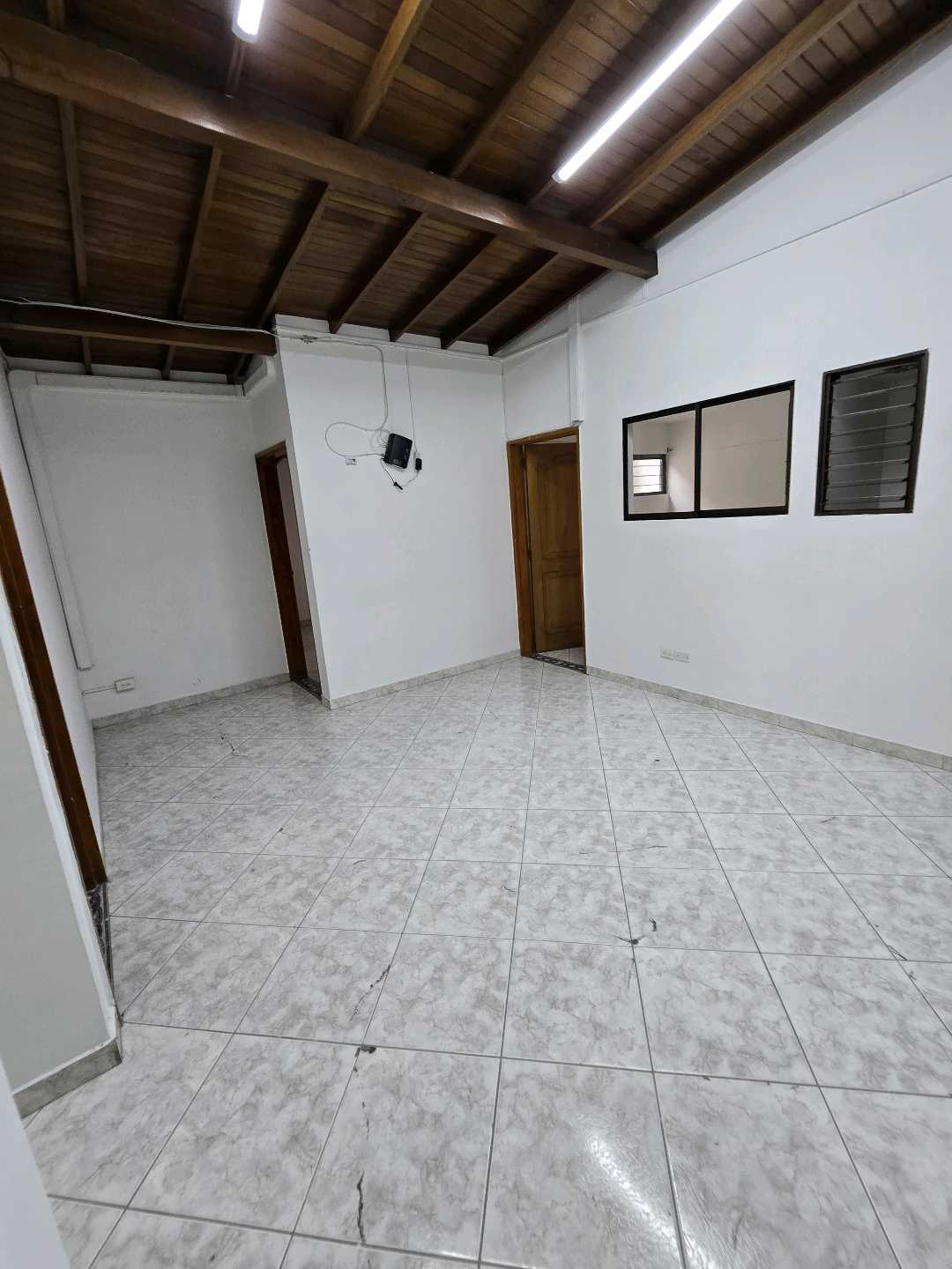 Arriendo casa calasanz