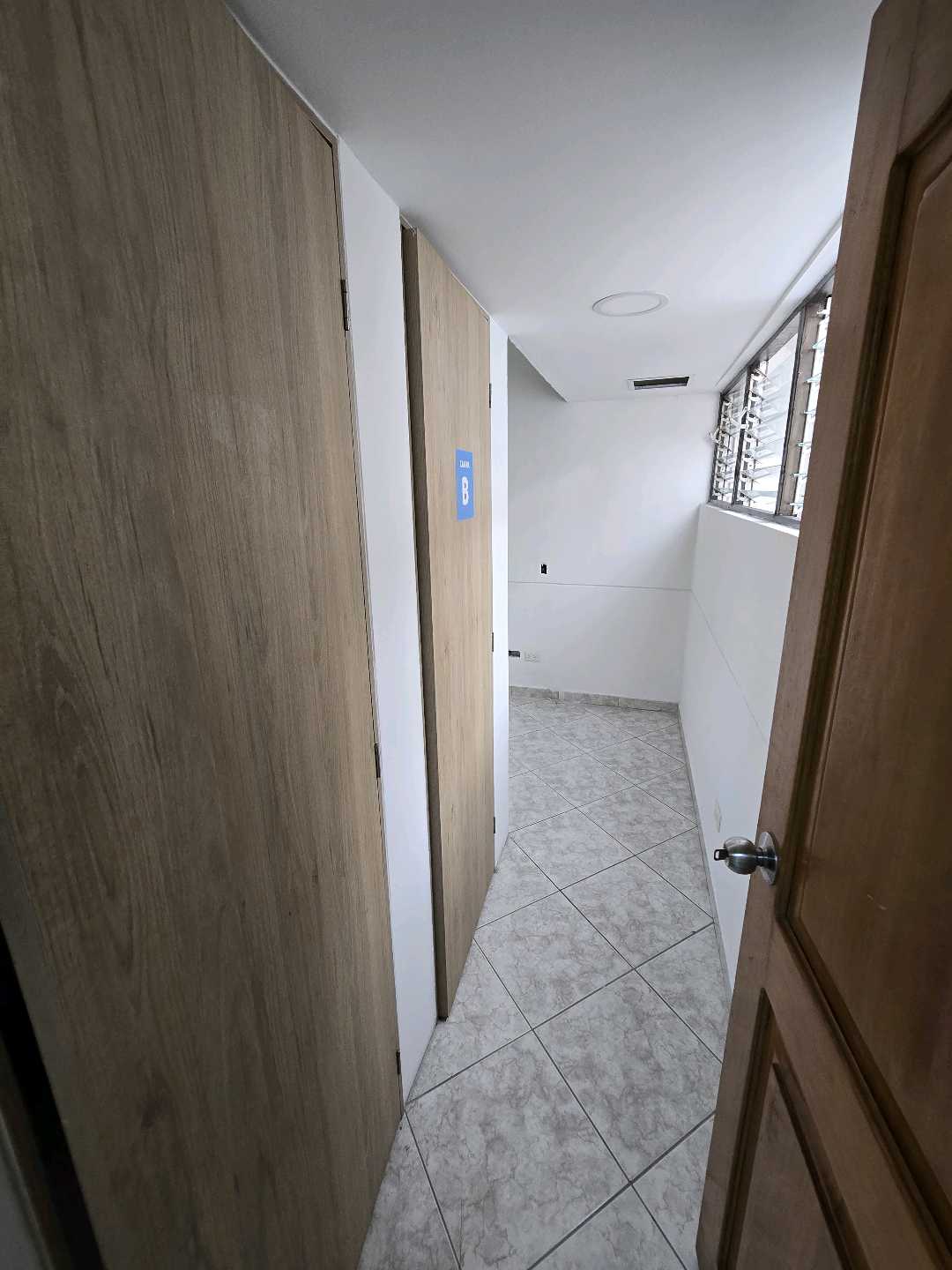 Arriendo casa calasanz