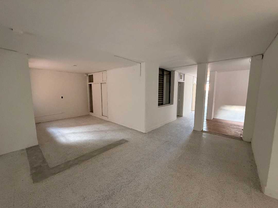 Arriendo casa calasanz