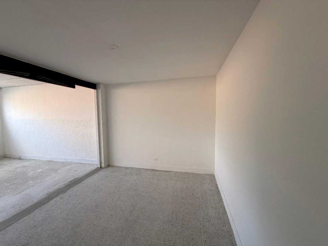 Arriendo casa calasanz