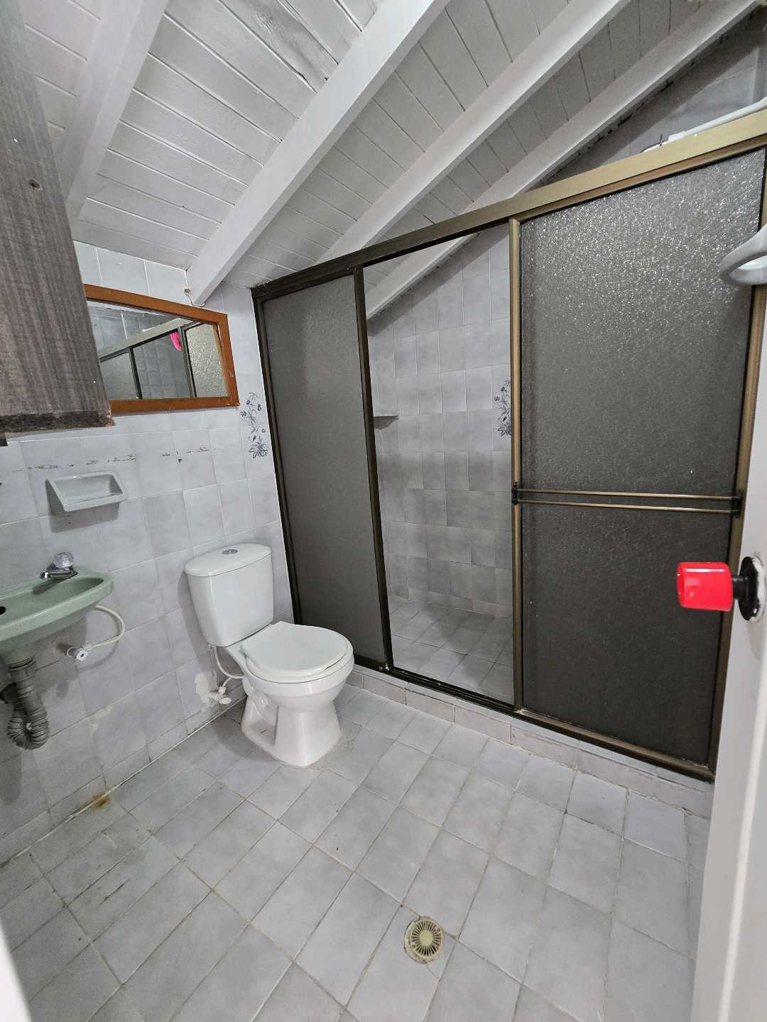 Arriendo casa calasanz