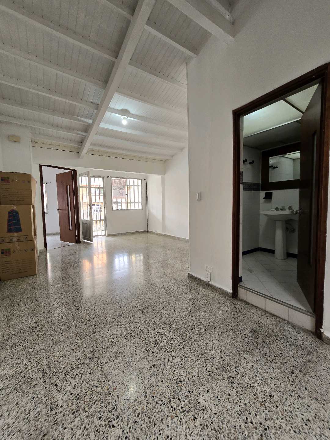 Arriendo casa calasanz