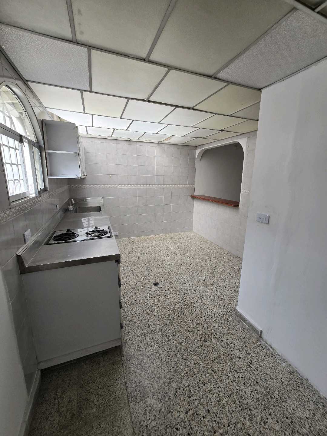 Arriendo casa calasanz