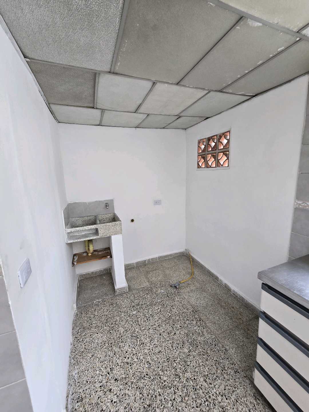 Arriendo casa calasanz