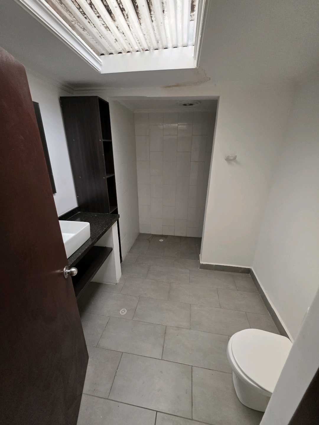 Arriendo casa calasanz