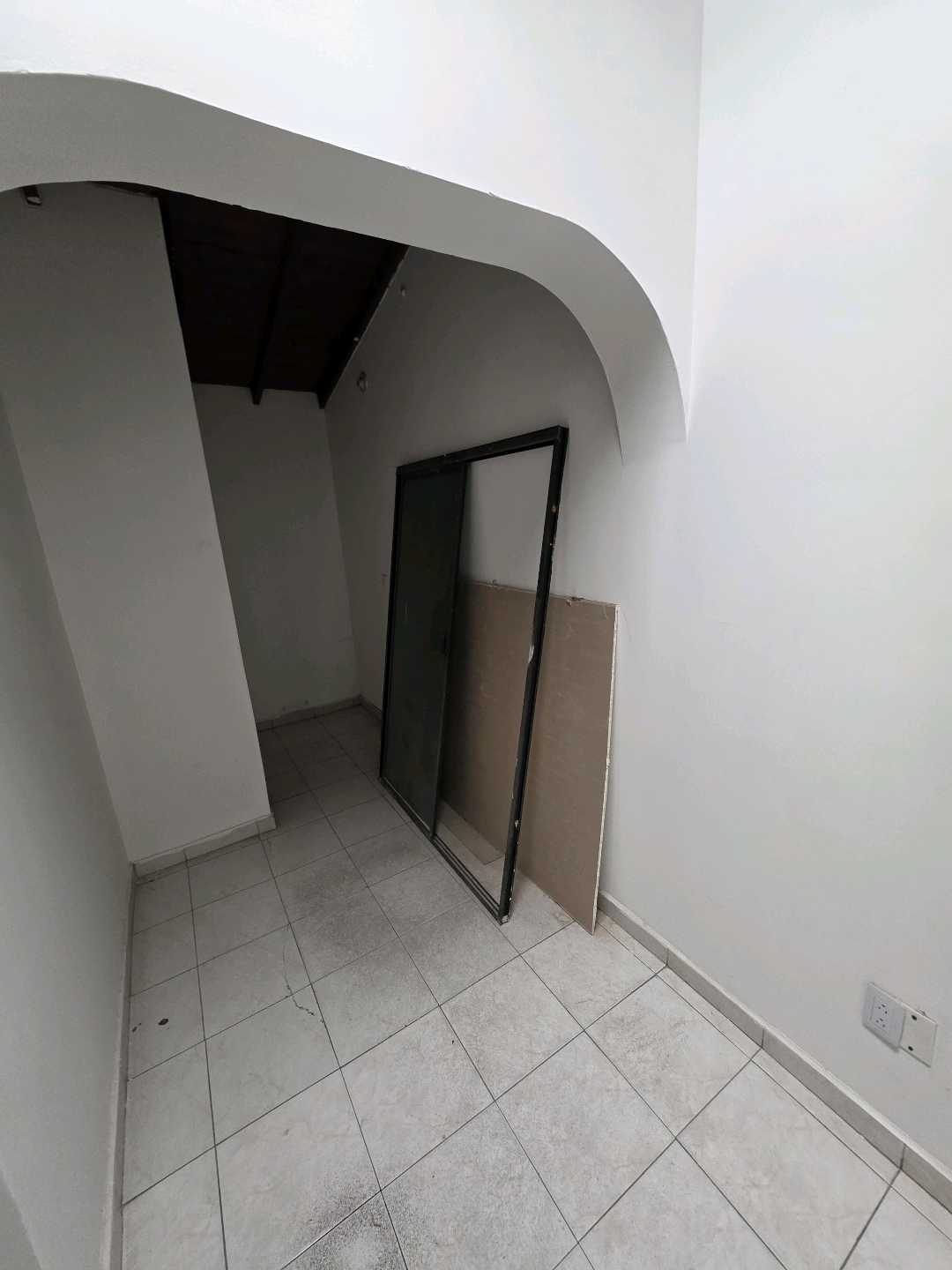 Arriendo casa calasanz