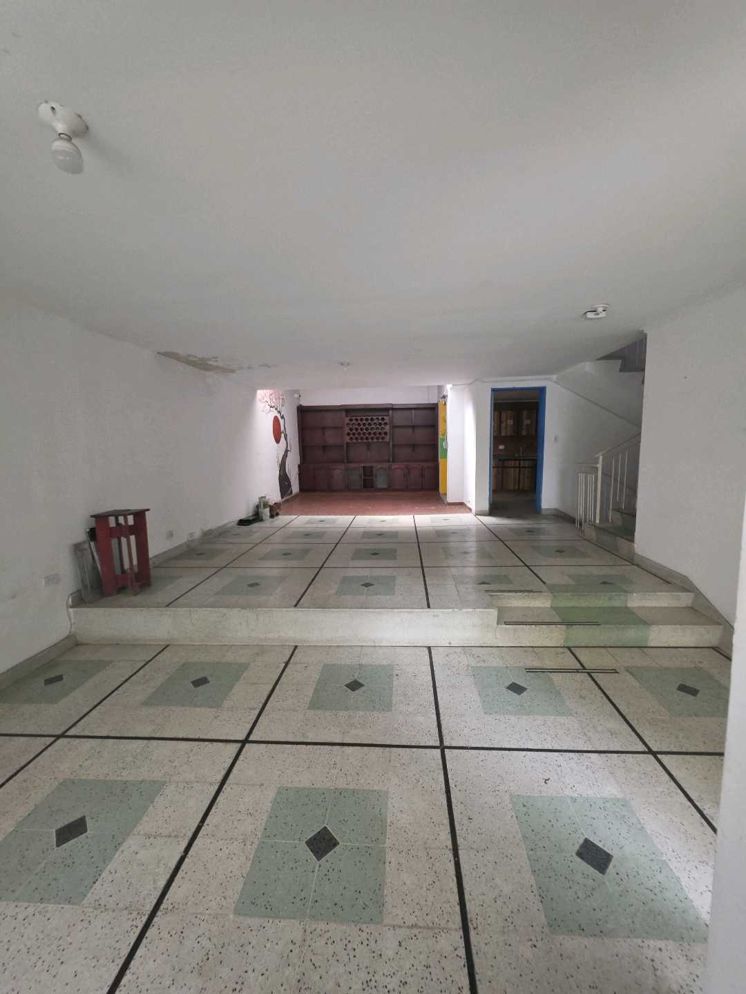 Arriendo casa calasanz