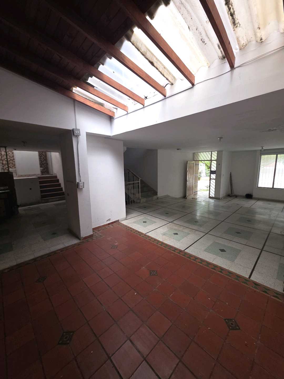 Arriendo casa calasanz