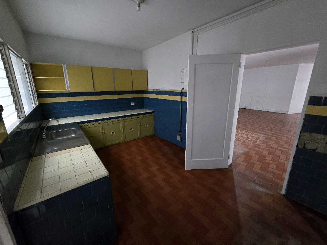 Arriendo casa comercial Velódromo