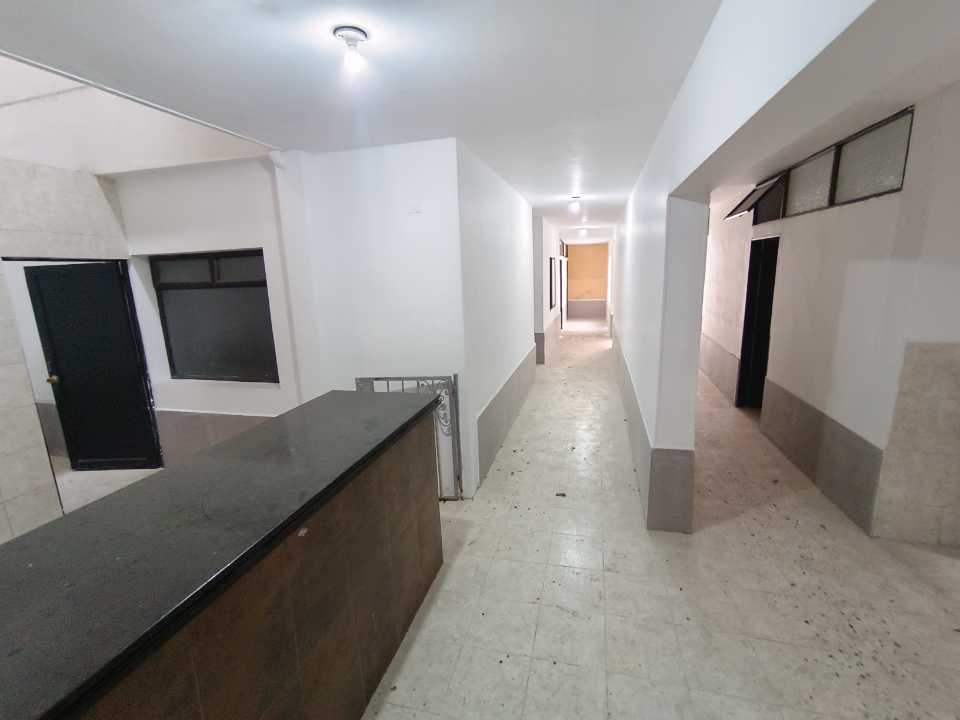 Arriendo casa de 3 niveles en Laureles