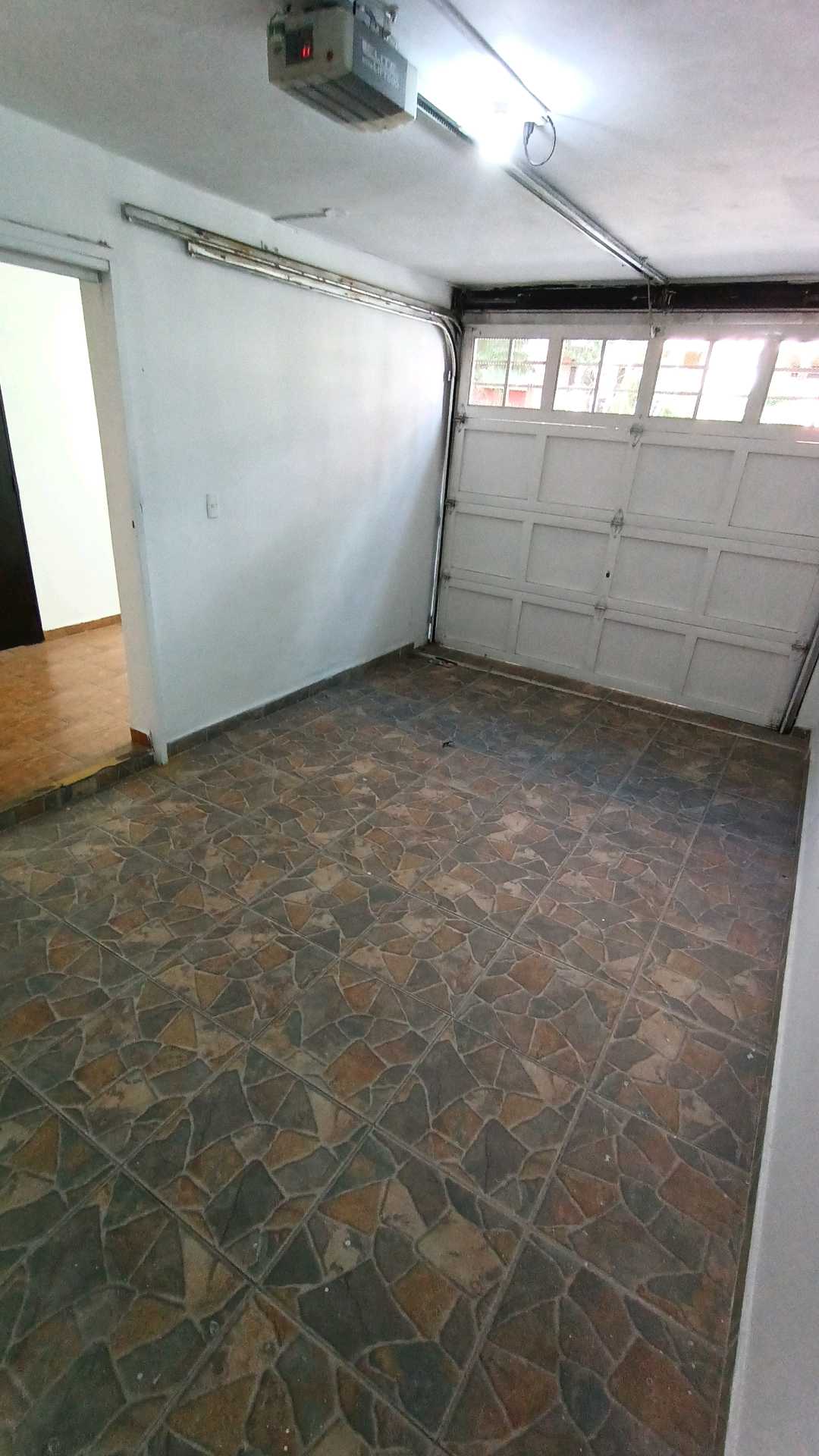 Arriendo casa en conquistadores