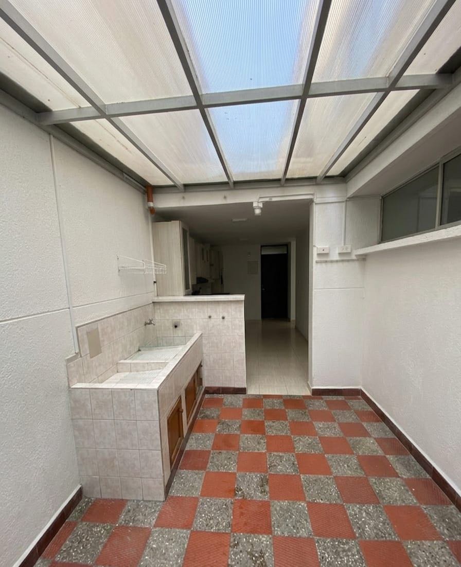 ARRIENDO CASA EN FLORIDA NUEVA
