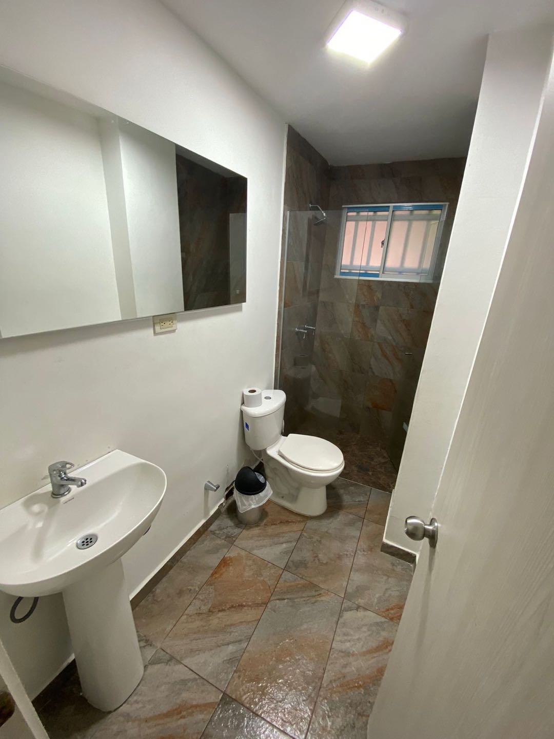 ARRIENDO CASA EN FLORIDA NUEVA