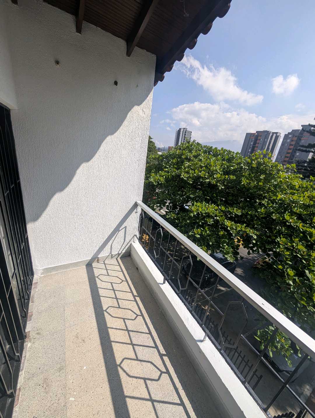 Arriendo casa en la castellana