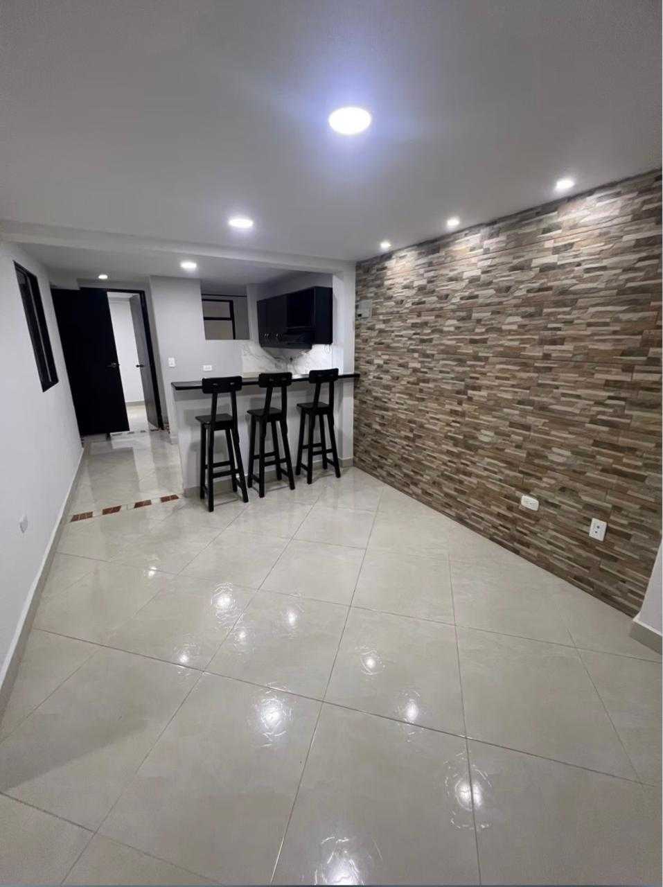 Arriendo casa  en Niquia