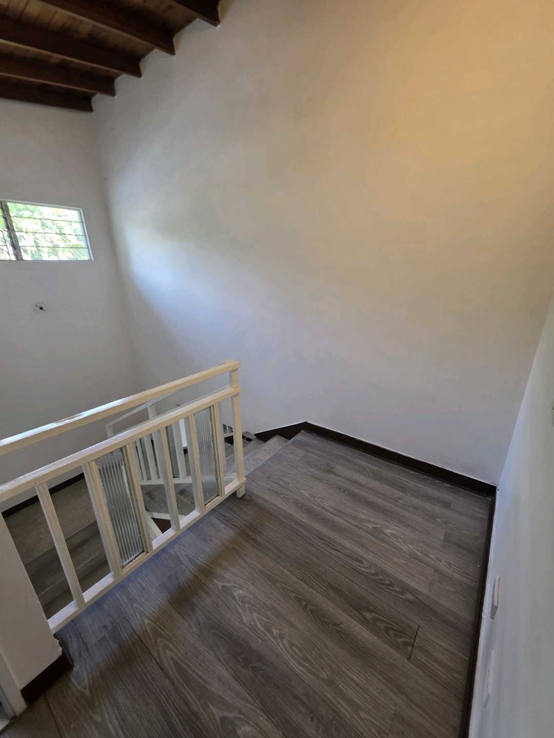 Arriendo casa la castellana