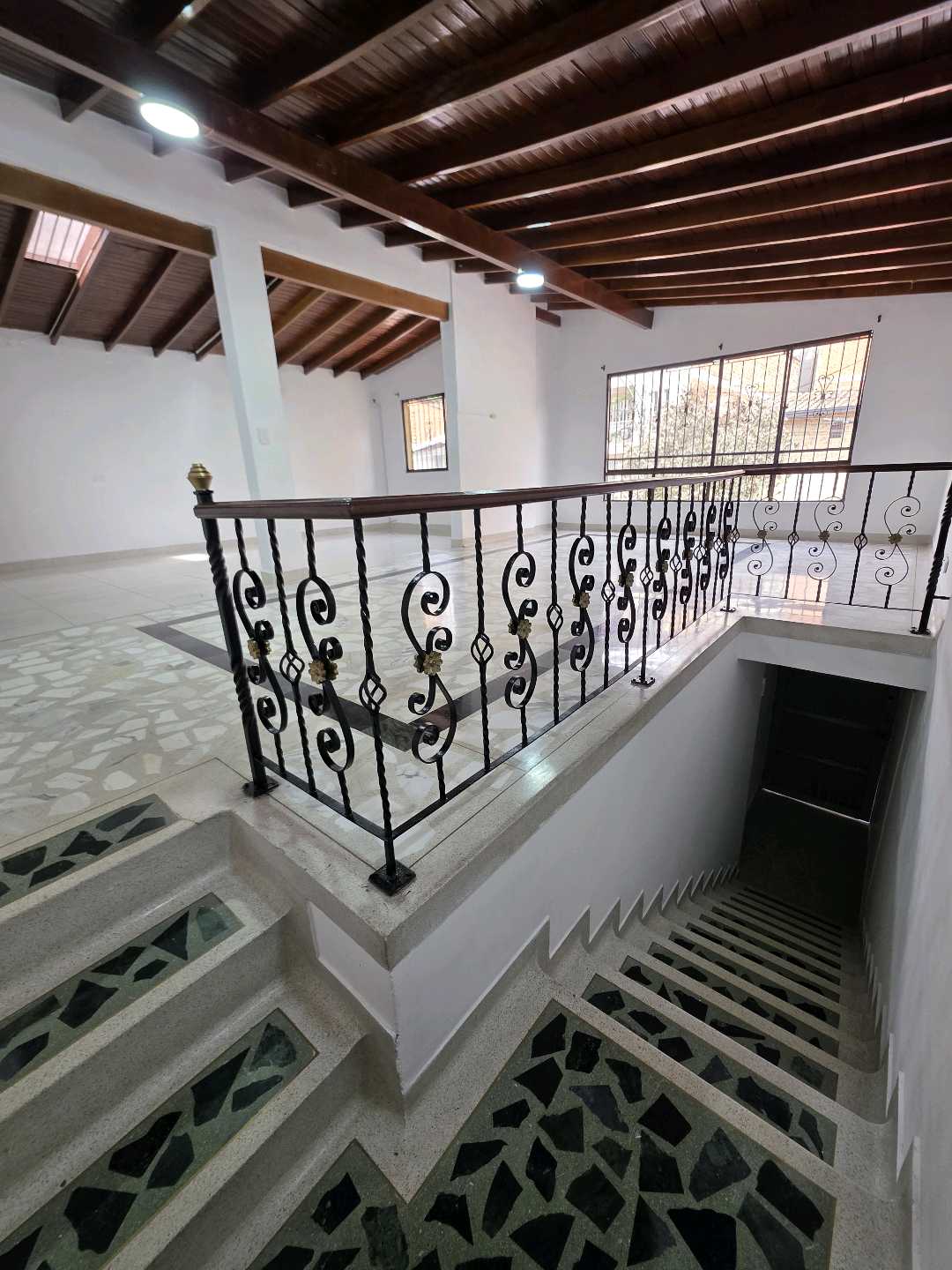 Arriendo casa la castellana