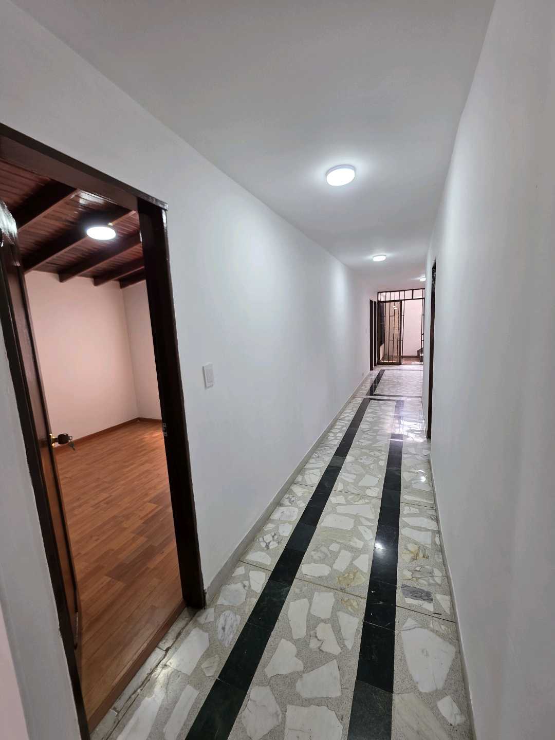 Arriendo casa la castellana