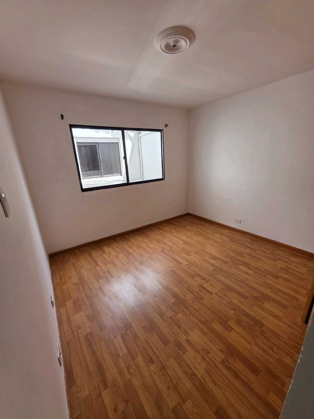 Arriendo casa la castellana