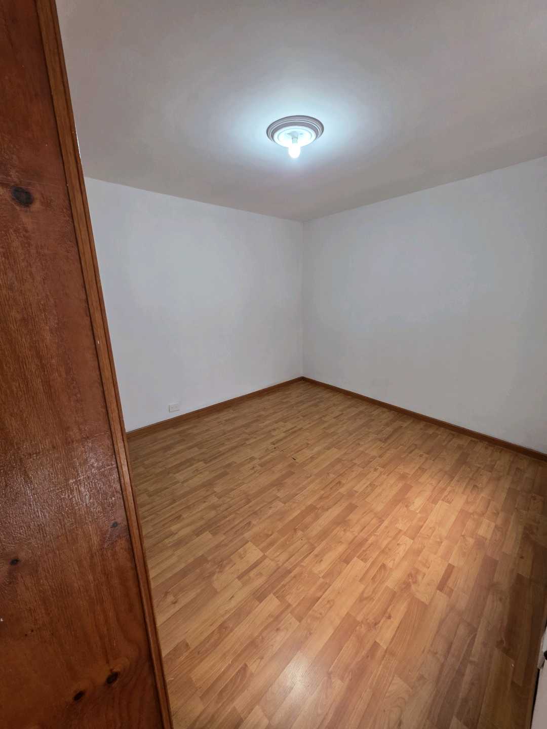 Arriendo casa la castellana