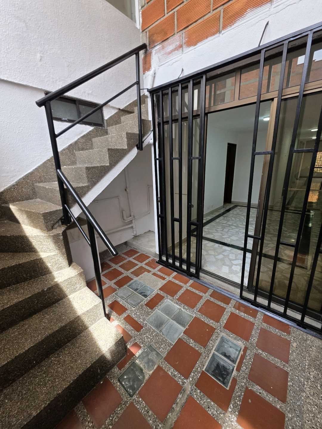 Arriendo casa la castellana