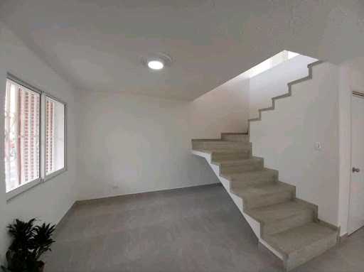 Arriendo casa la floresta