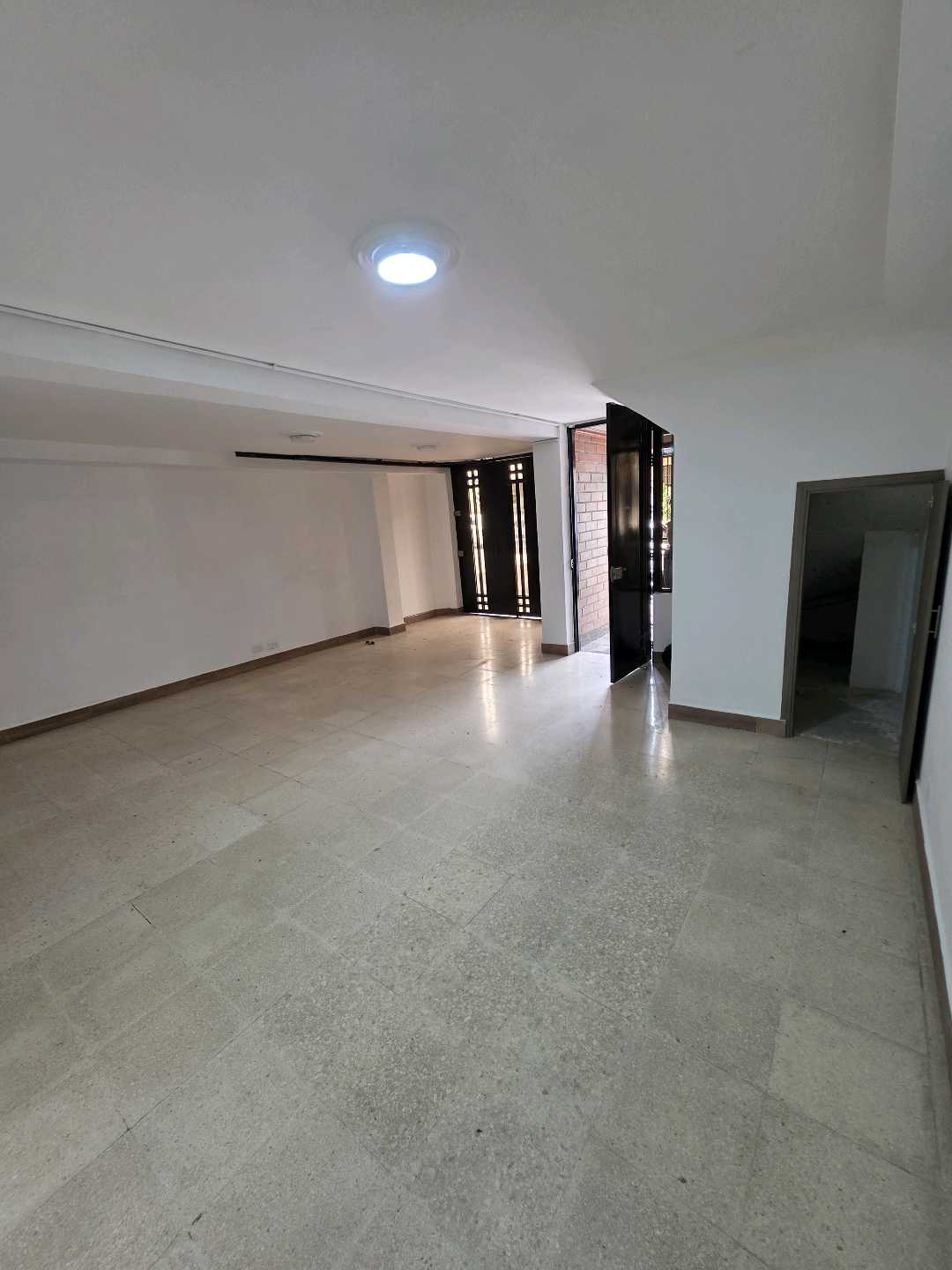 Arriendo casa la floresta