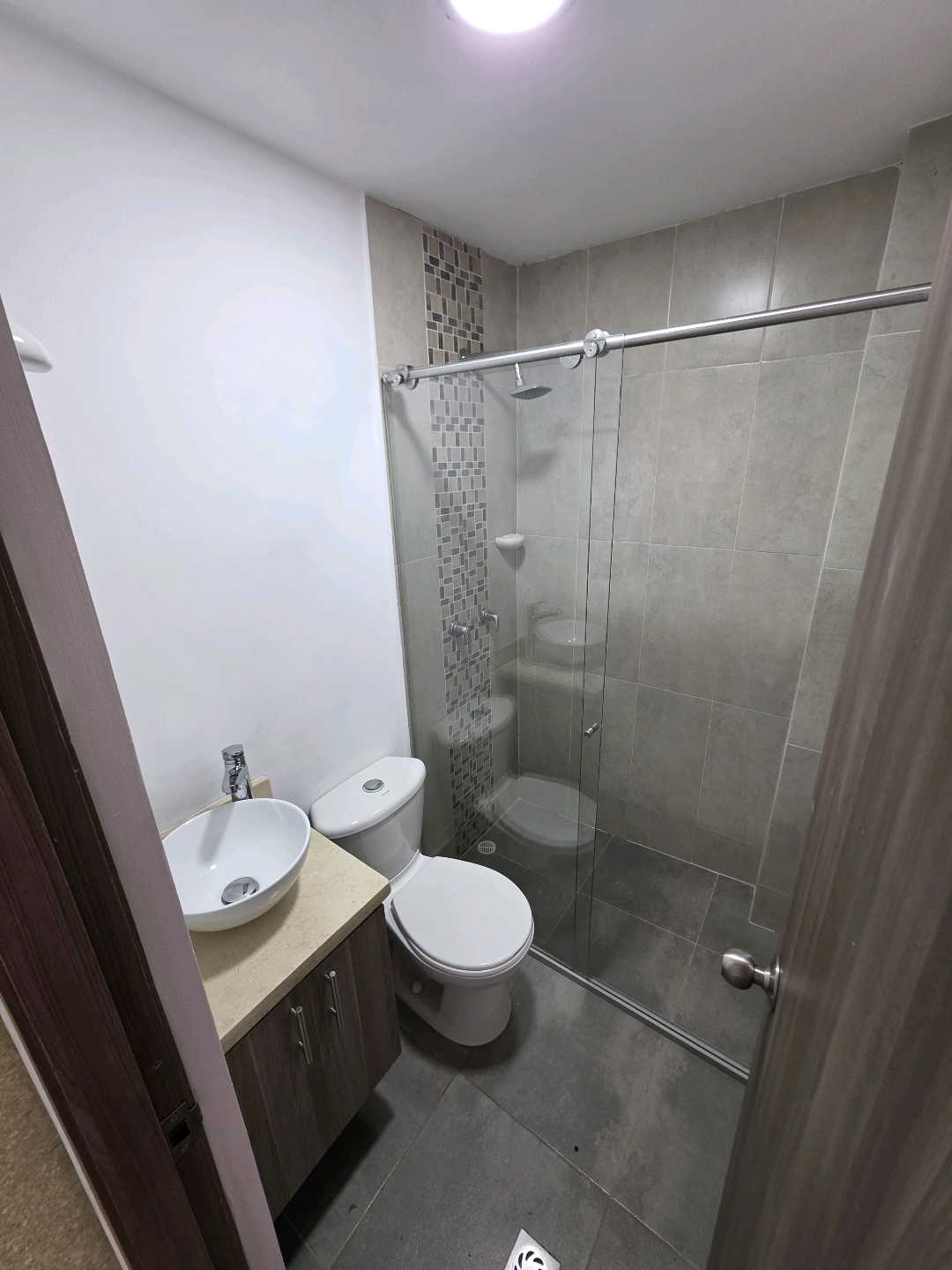 Arriendo casa la floresta