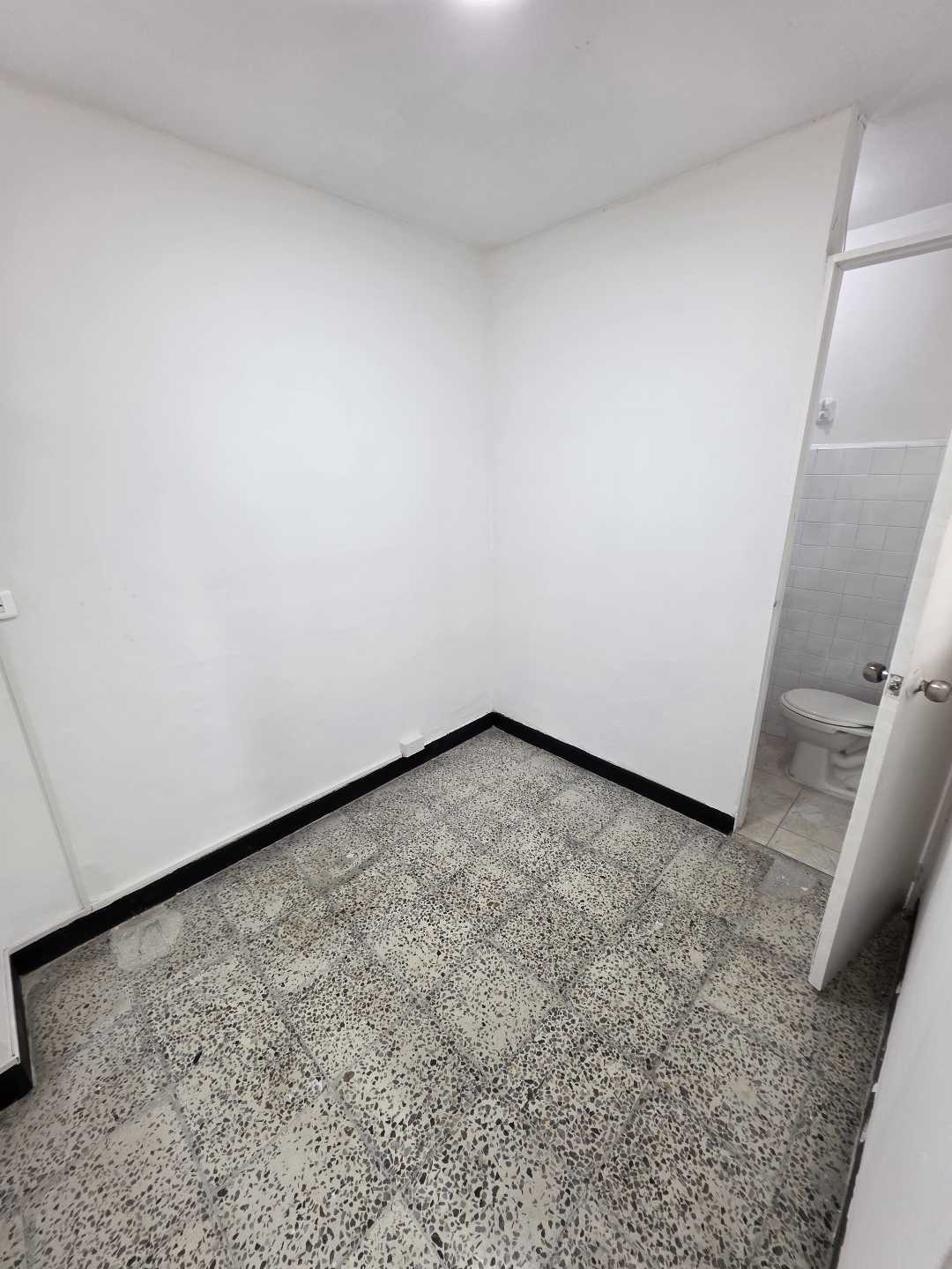 Arriendo casa la floresta