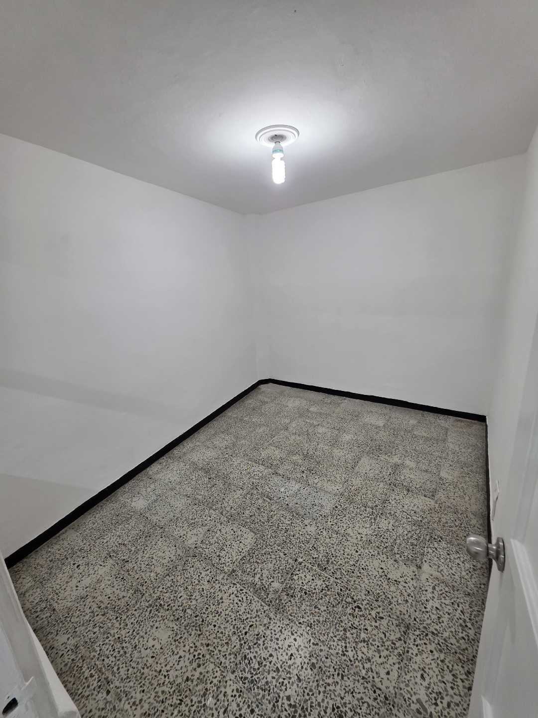 Arriendo casa la floresta