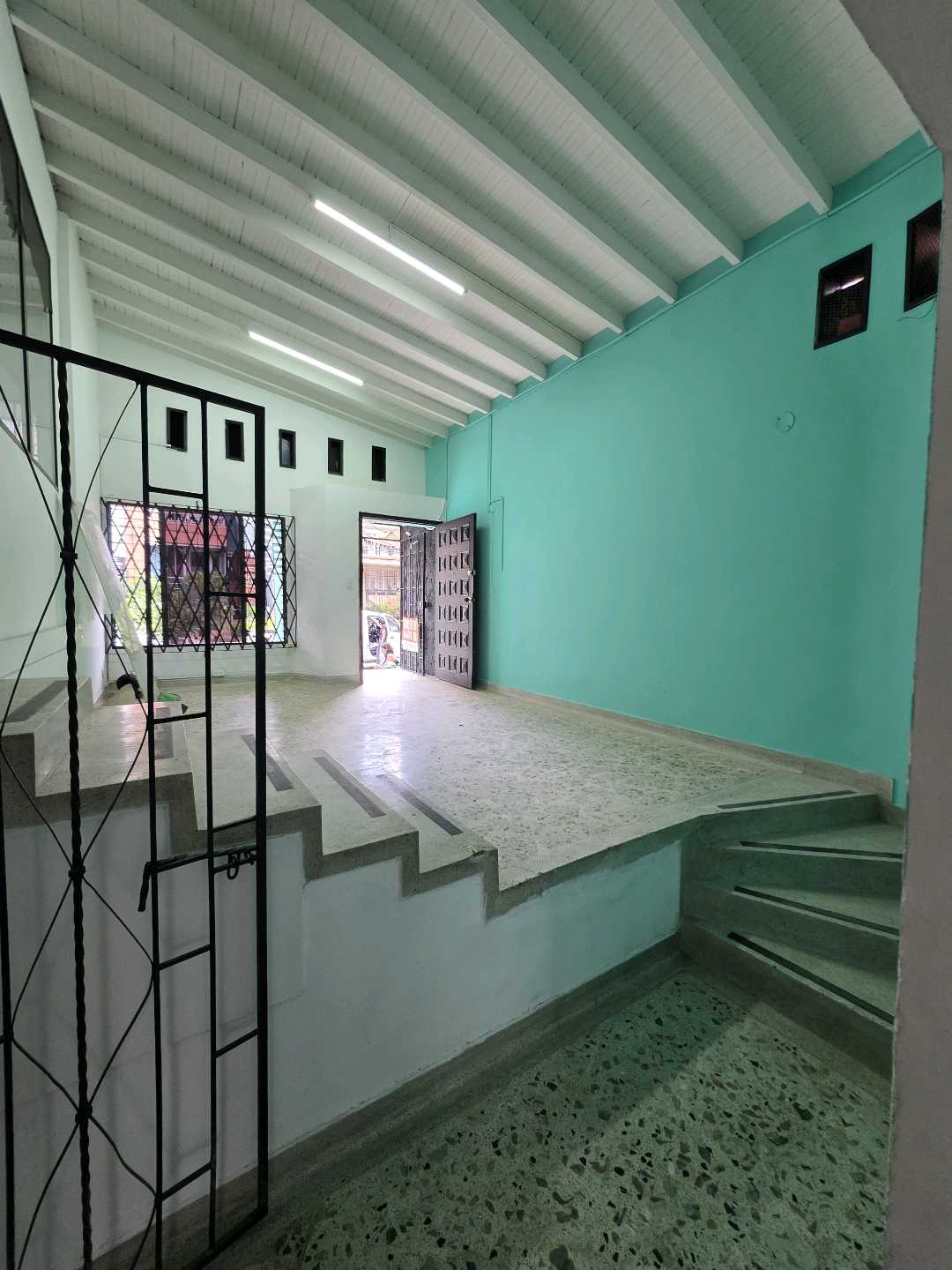 Arriendo casa laureles