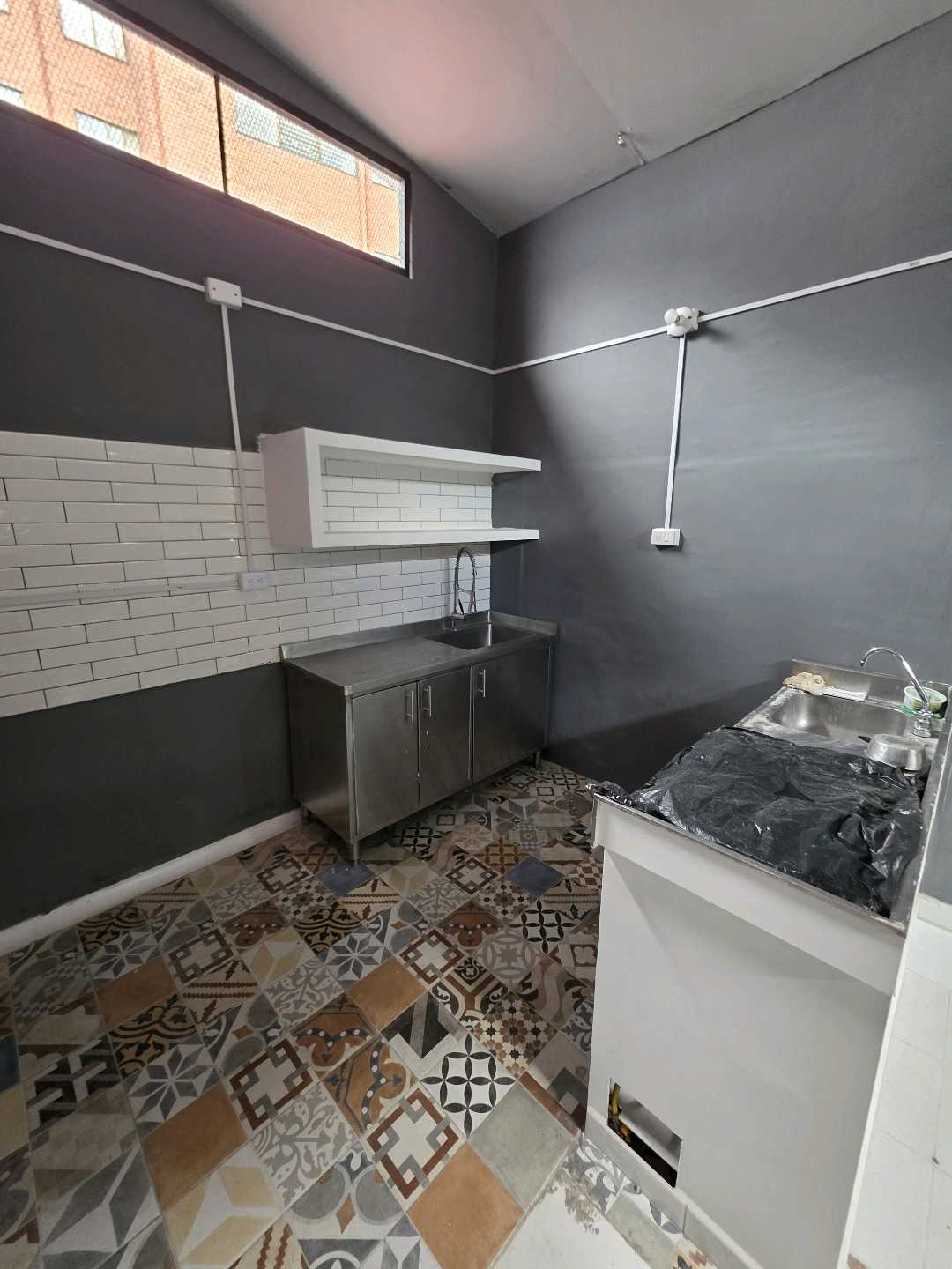 Arriendo casa laureles