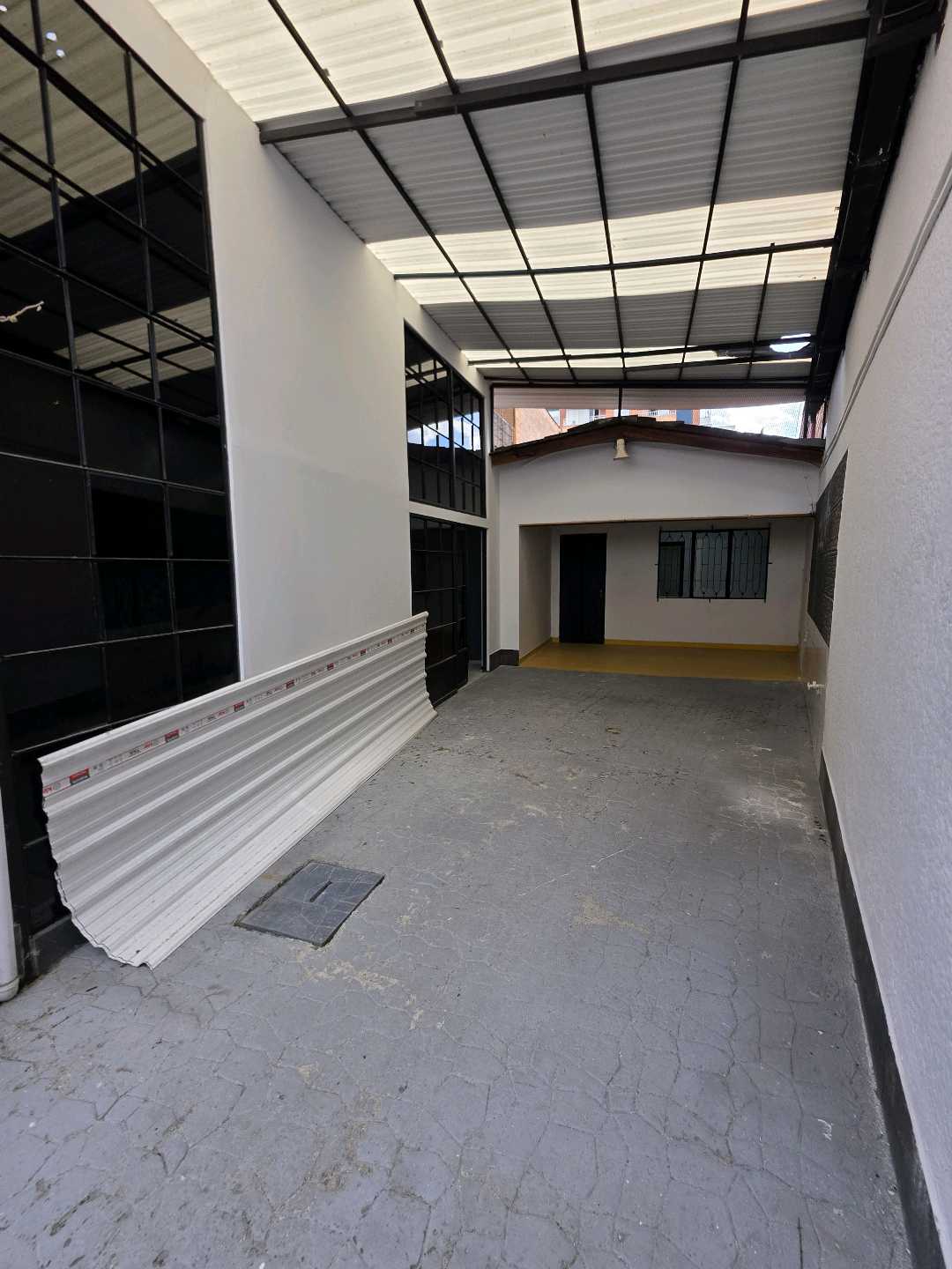 Arriendo casa laureles