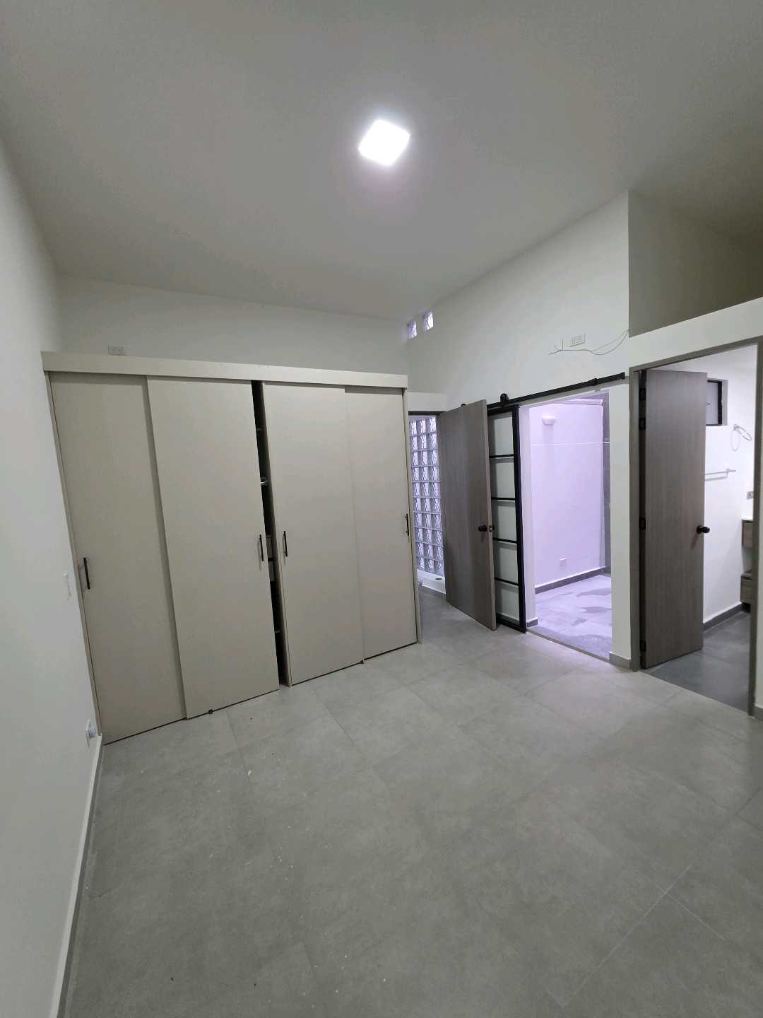 Arriendo casa laureles nogal