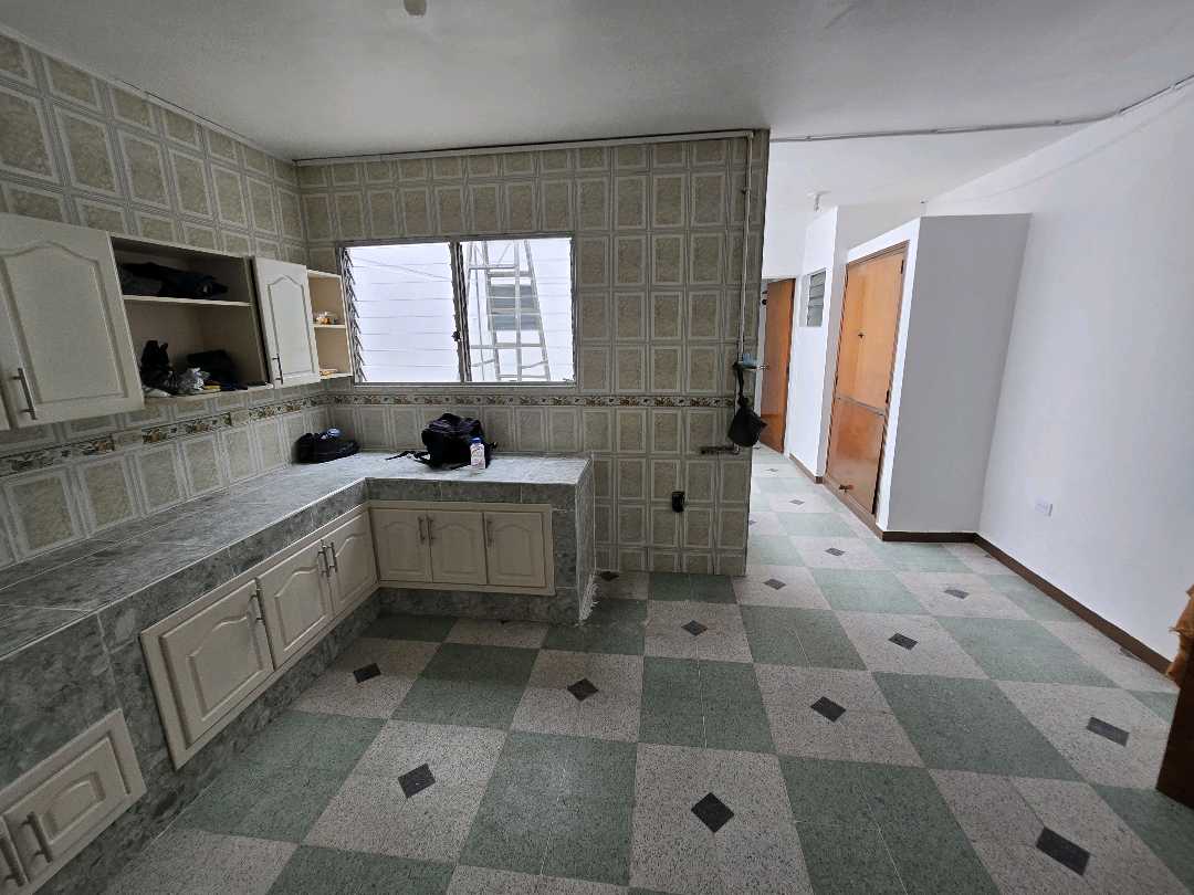 Arriendo casa los colores
