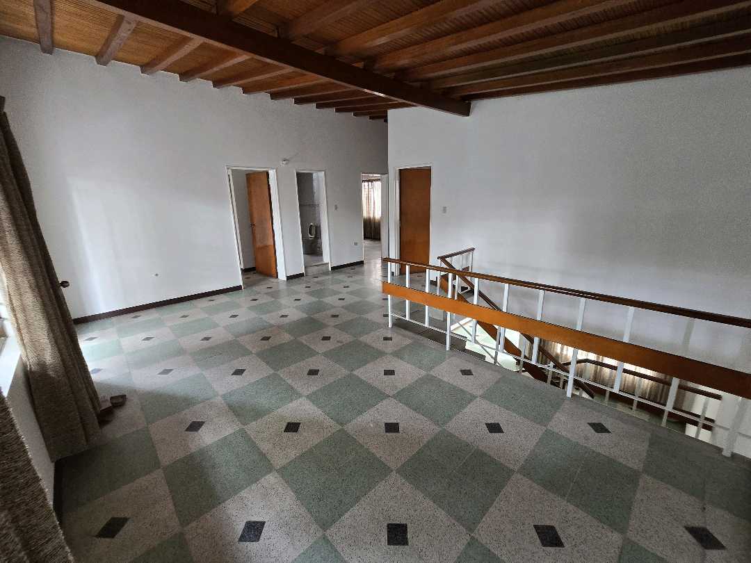 Arriendo casa los colores