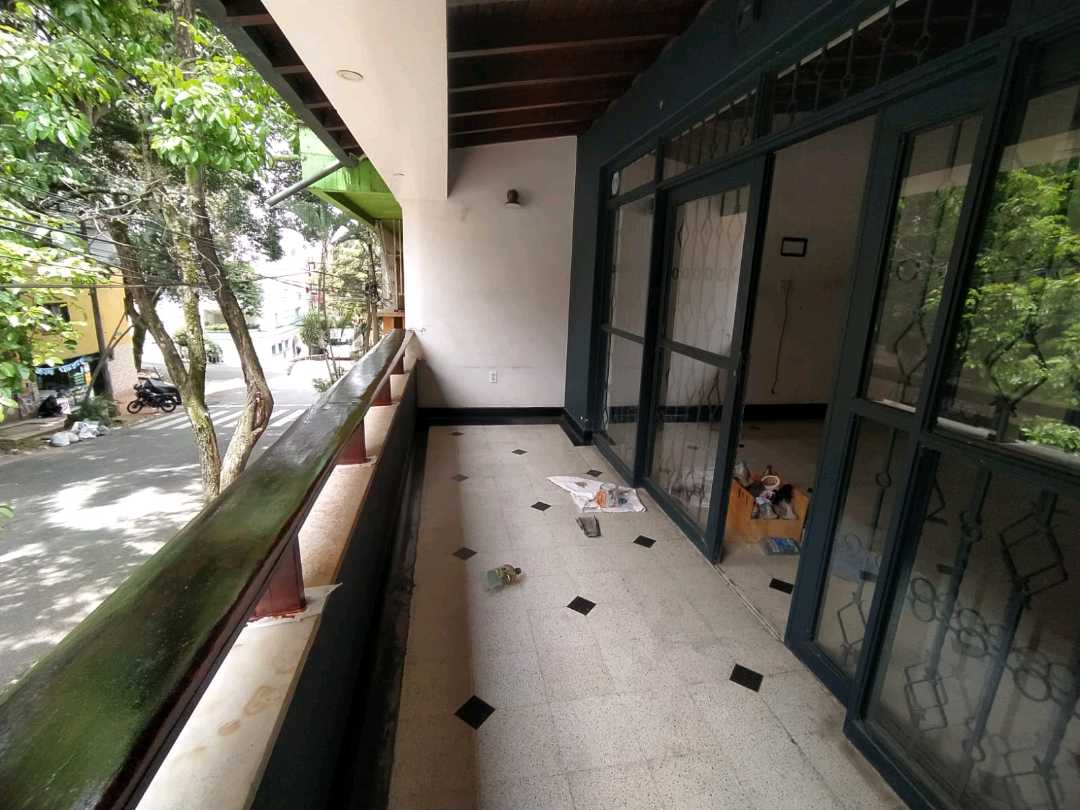Arriendo casa prado centro