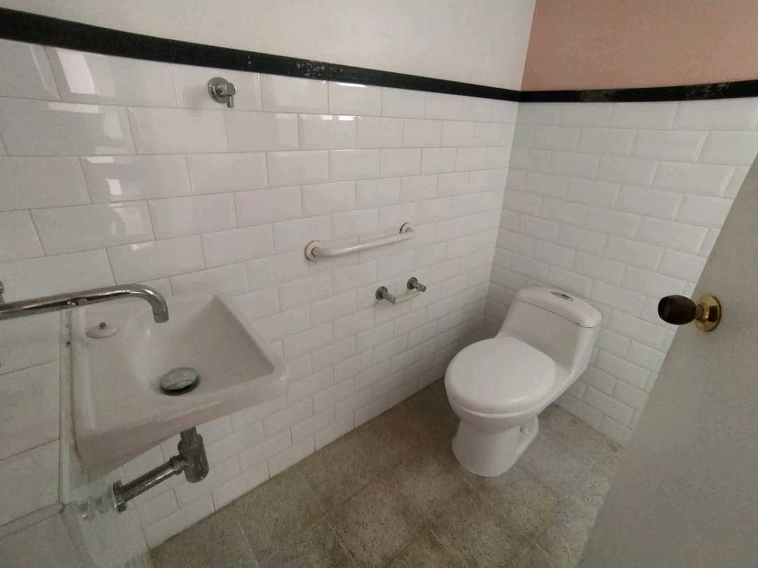 Arriendo casa prado centro