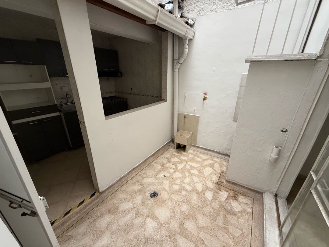 ARRIENDO CASA PRIMER PISO EN SANTA TERESITA