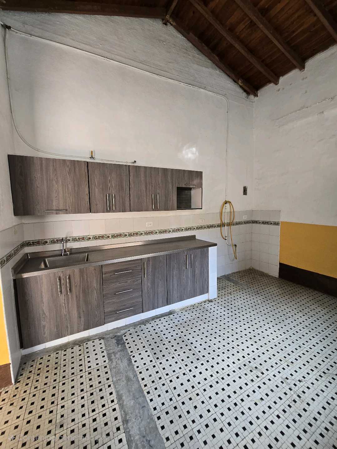 Arriendo casa san cristobal